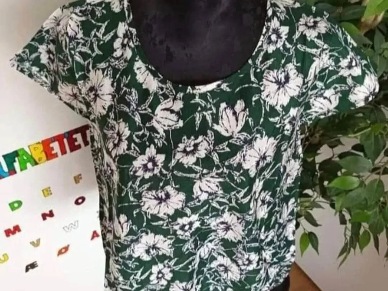 Billede 2 - Top. Masai. Str Small