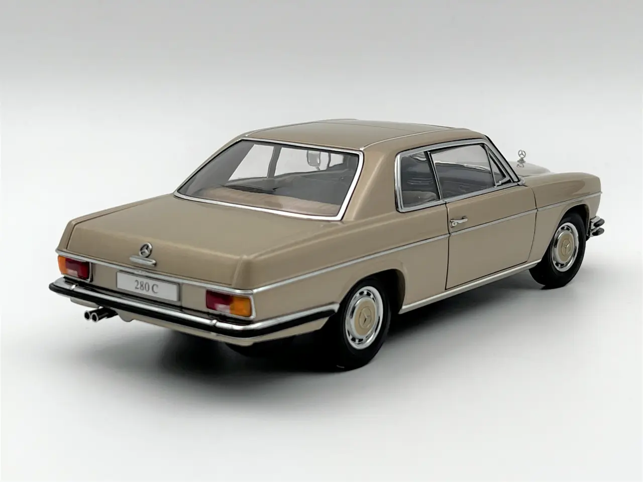 Billede 4 - 1968 Mercedes-Benz 280C /8 AUTOart - 1:18