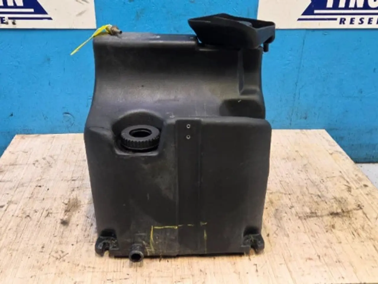 Billede 2 - New Holland TN75F Dieseltank 5195011