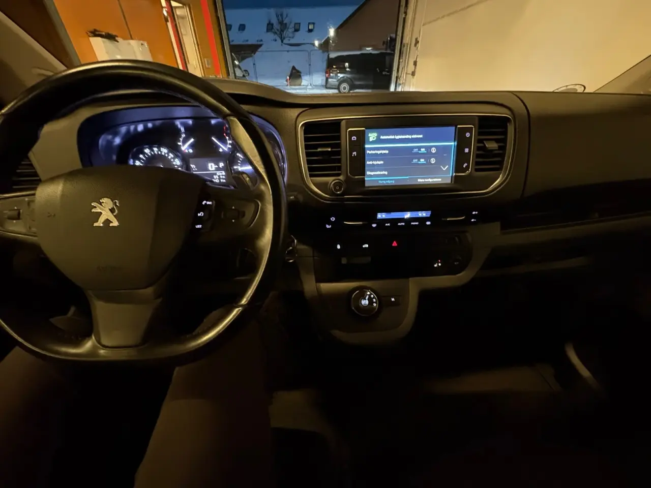 Billede 7 - Peugeot Expert 2,0 BlueHDi 144 L3 Premium EAT8 Van