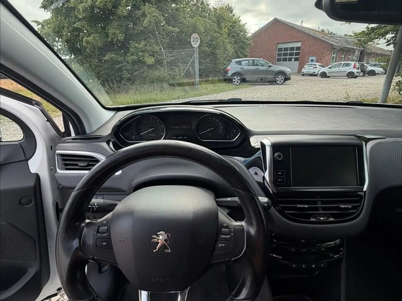 Billede 9 - Peugeot 208 1,6 BlueHDi Desire 100HK 5d