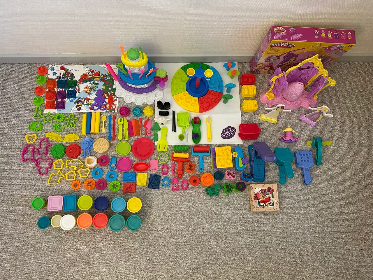Billede 1 - Stort sæt Play-Doh