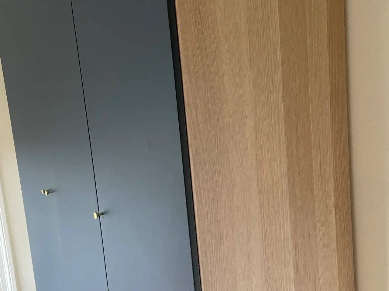 Billede 2 - Garderobe skabe med design låger
