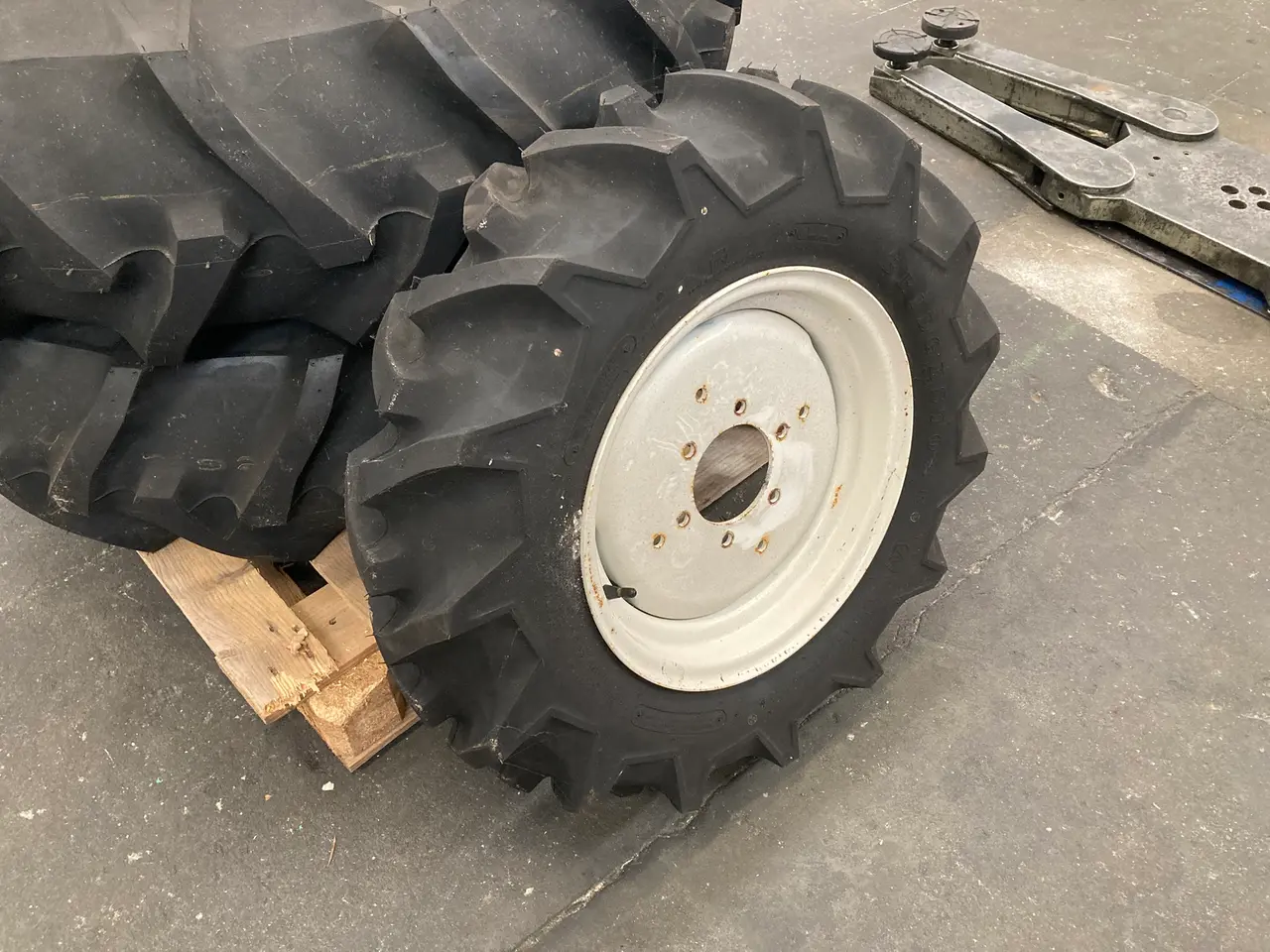 Billede 3 - Traktor hjul til Kompakt traktor 