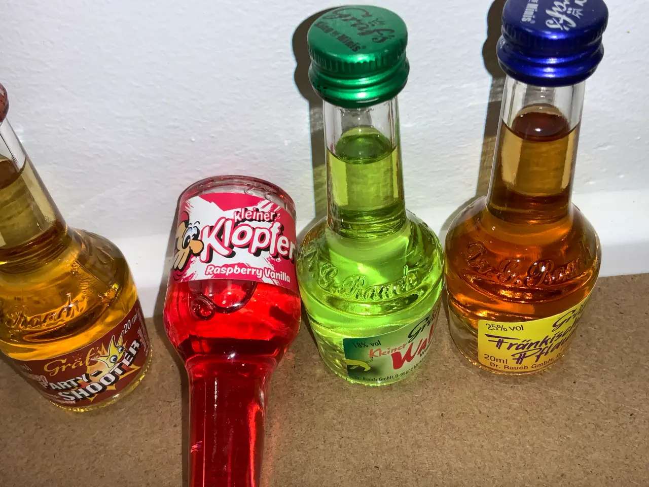 Billede 3 - 4x20 ml. Likør miniflasker