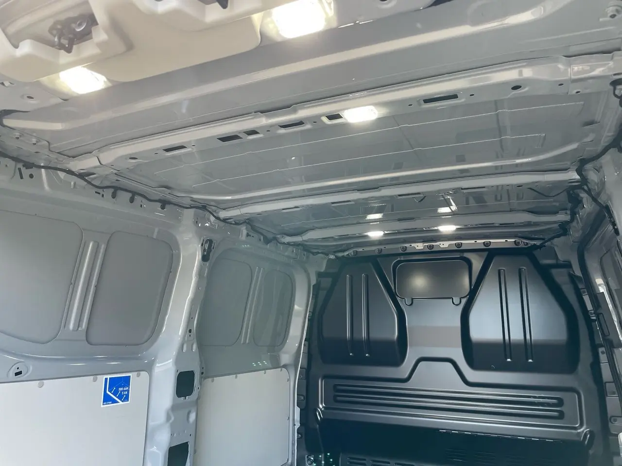 Billede 12 - Ford E-Transit Custom 320 L1 71 Limited