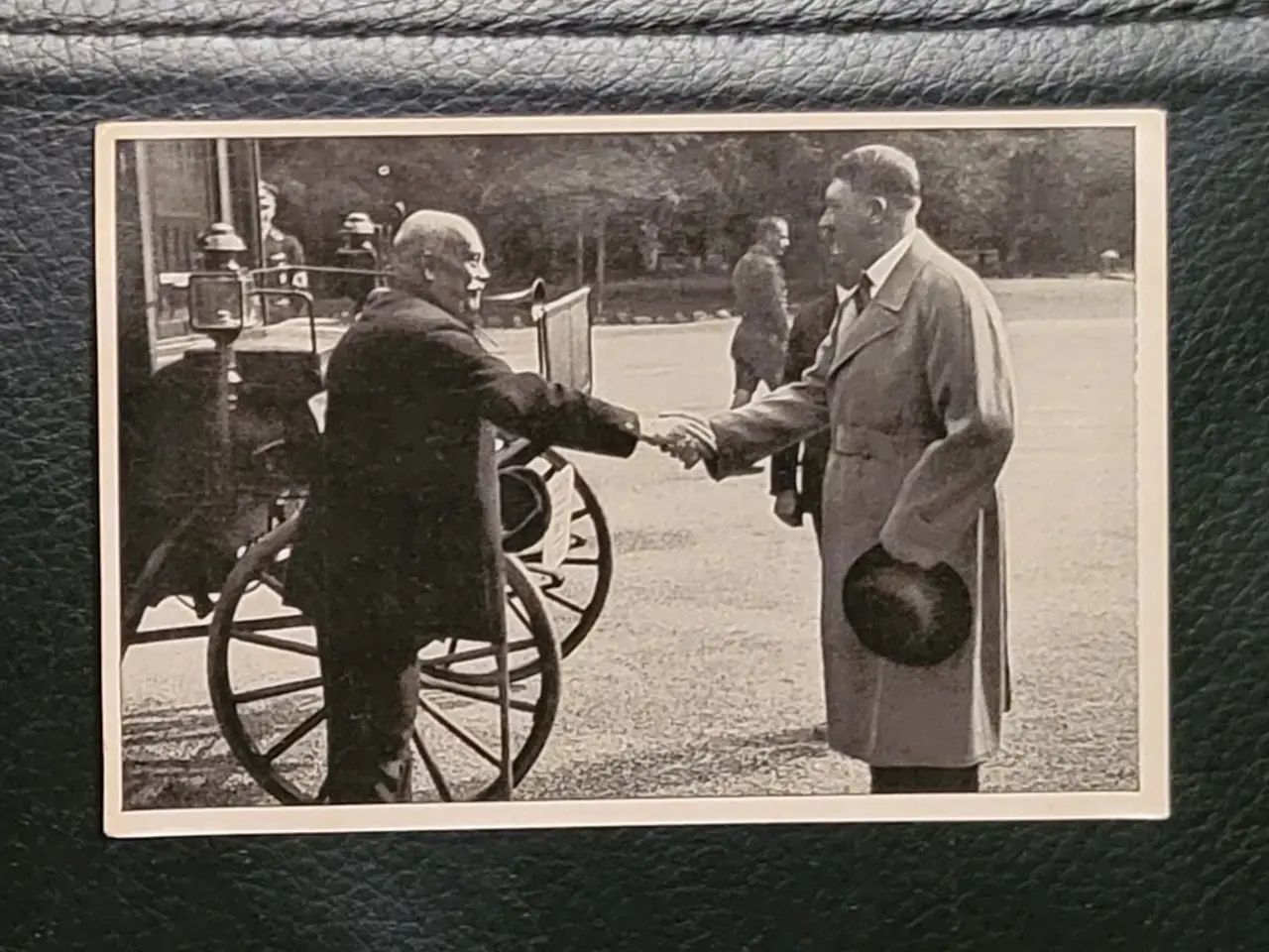 Billede 14 - WW2 - Originale samlebilleder med Adolf Hitler 