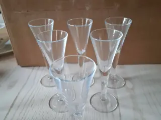 Snapseglas 13.5 cm høje