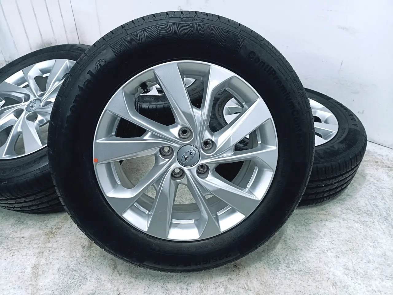 Billede 6 - 5x114,3 17" ET51 nav 67,1ø HYUNDAI sommersæt Demo