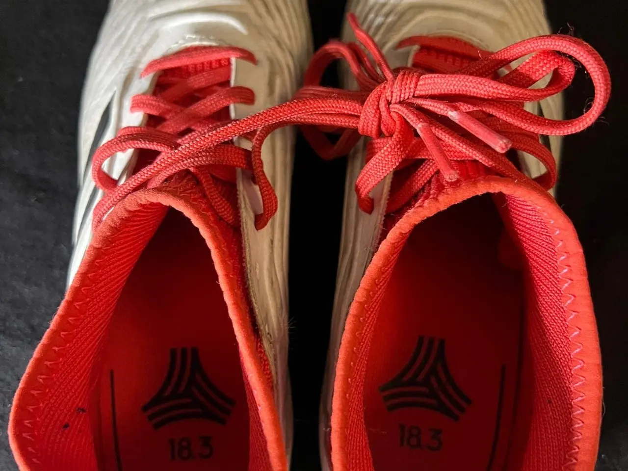 Billede 2 - Indendørs fodboldsko Adidas str. 35