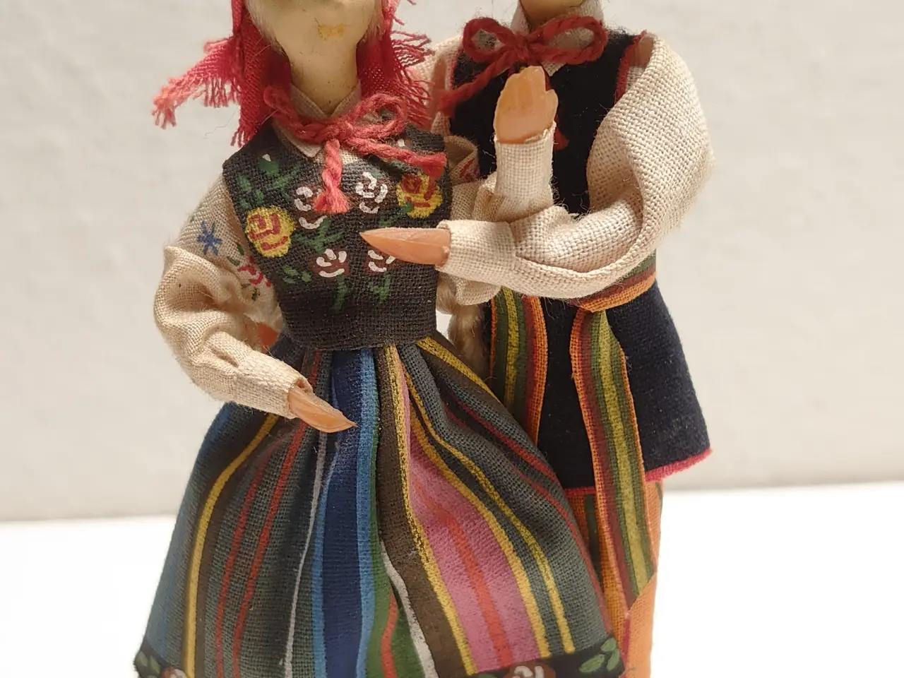 Billede 1 - Vintage polsk håndlavet dukkepar.