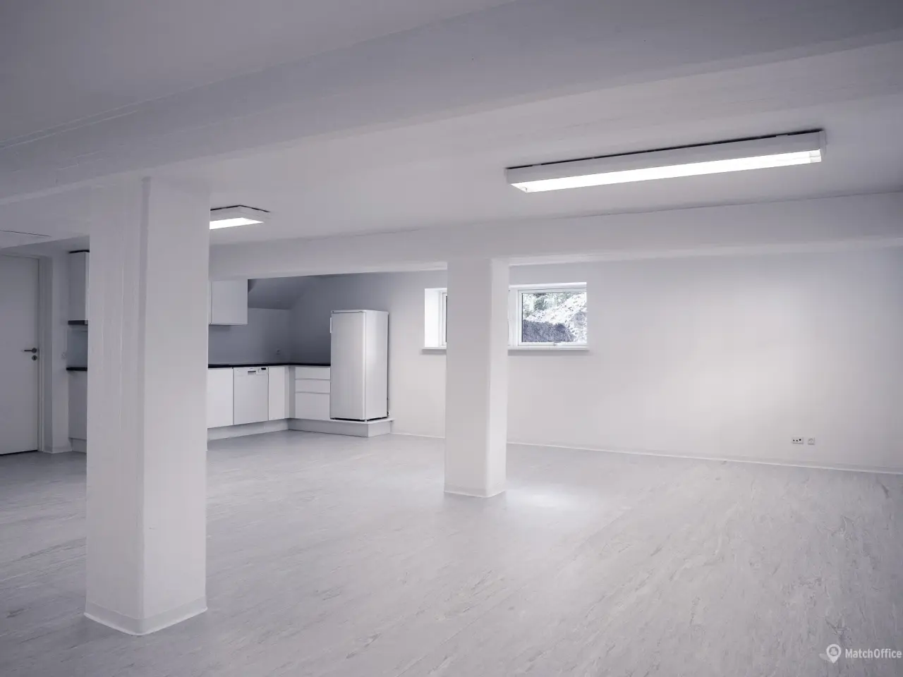 Billede 1 - Moderne kontor med gode faciliteter i Nordjylland til leje.