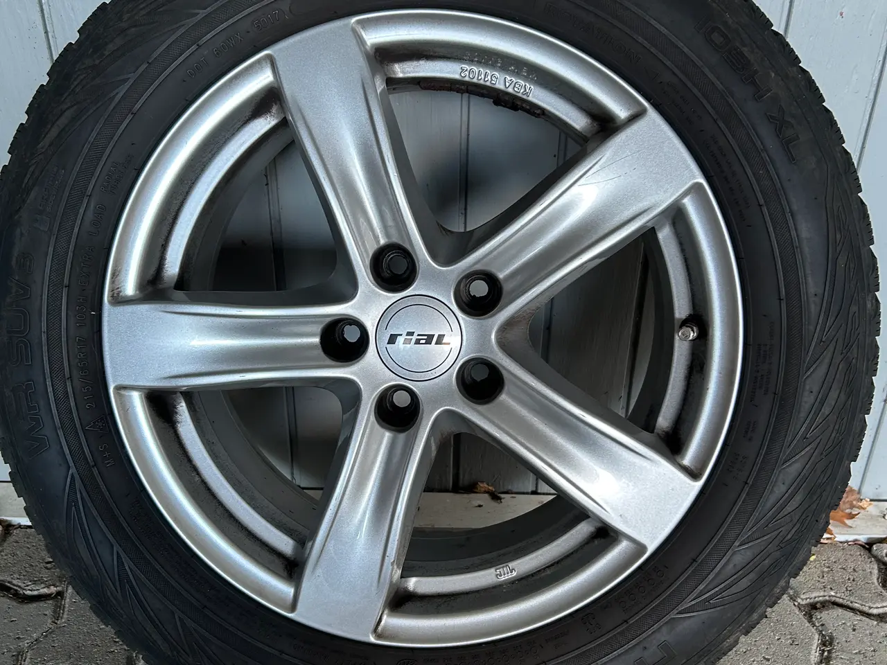 Billede 1 - Alufælge med 17" vinterdæk. F.eks. Subaru Outback.
