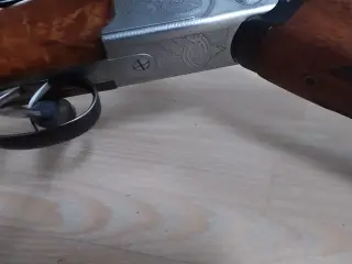 Beretta S686