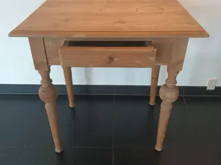 Sybord gammelt afsyret fyr