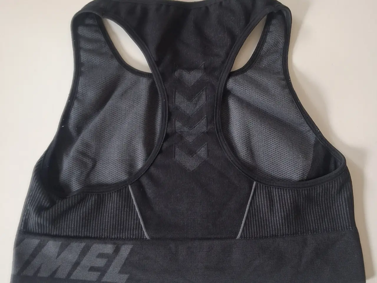 Billede 2 - Sports Bh, Hummel str S
