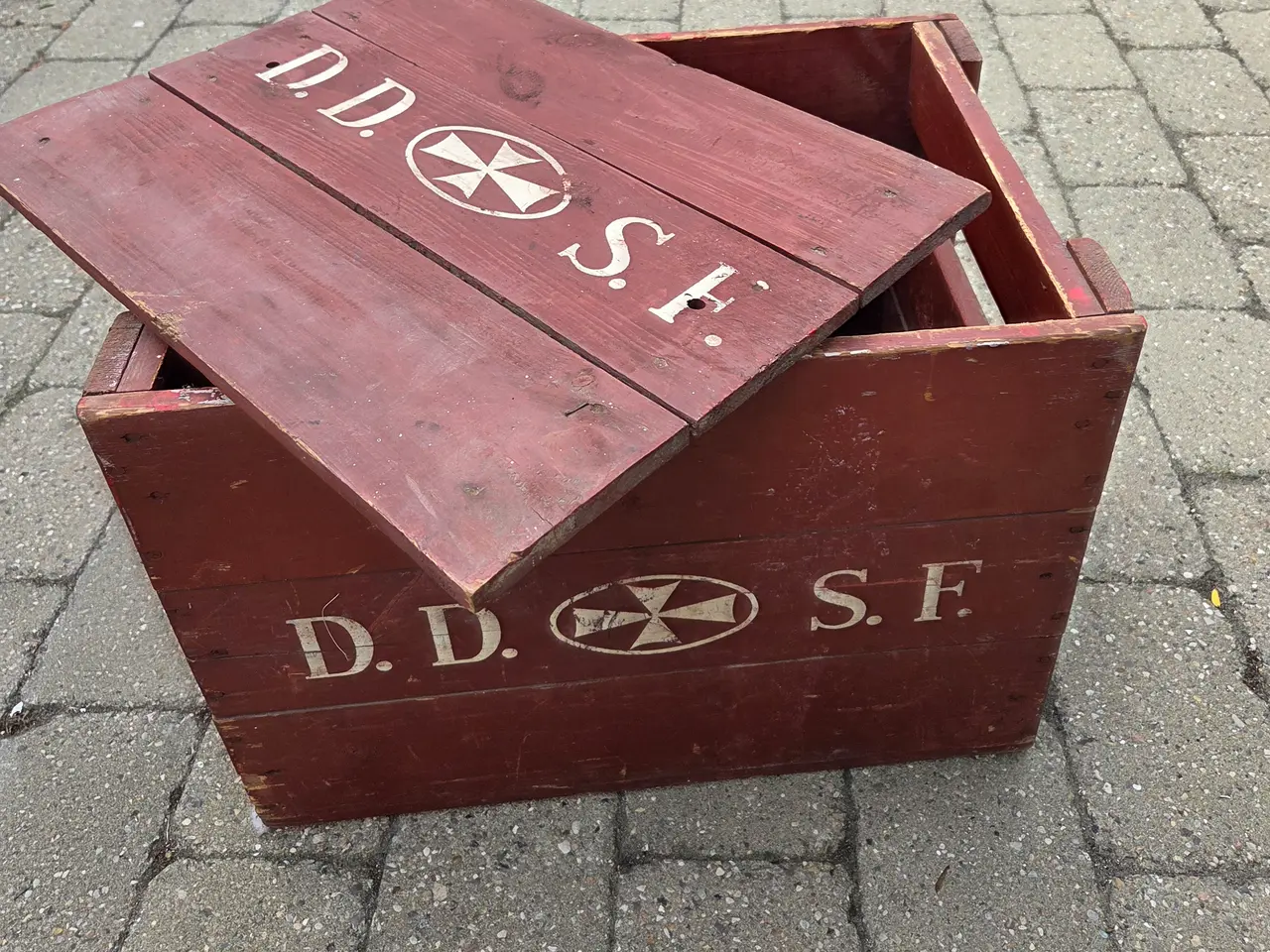 Billede 2 - Kasse m.låg