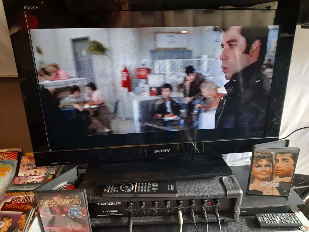 Billede 16 - Udlejes - STORT KARAOKE MED 4 MIC.