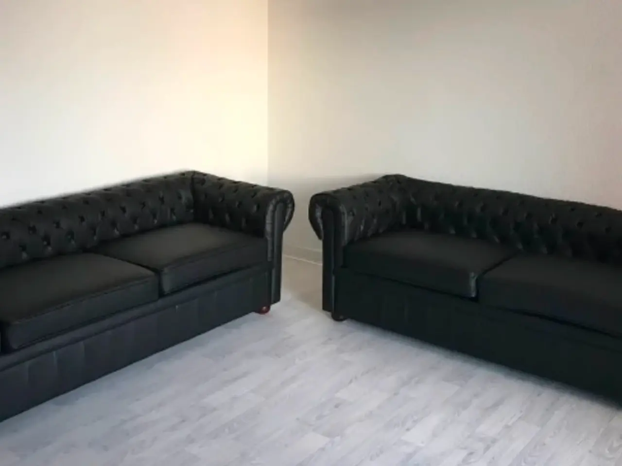 Billede 4 - 2 x 3 personers Chesterfield sofa