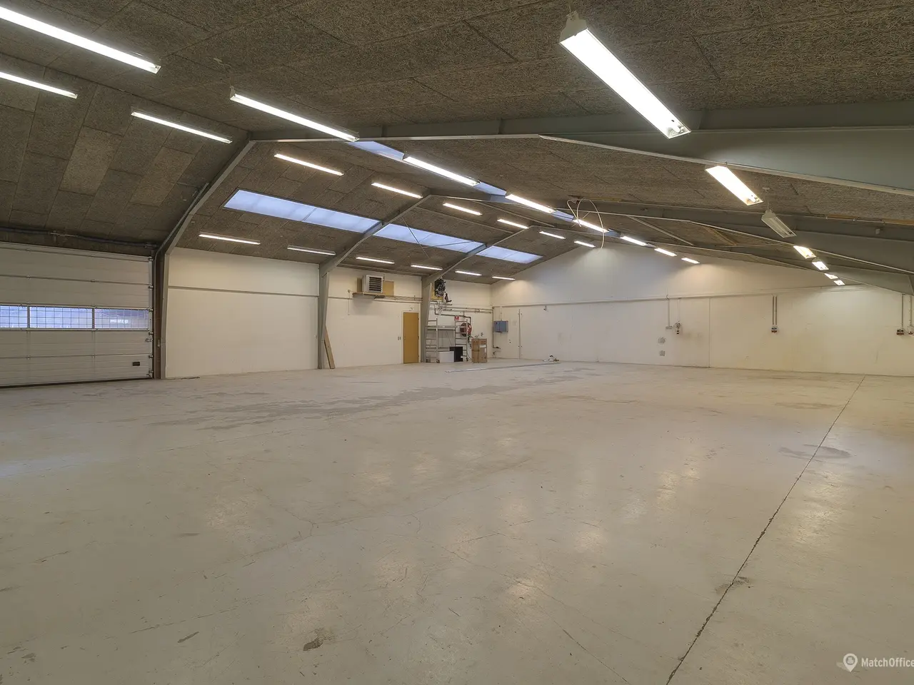 Billede 2 - 365 kvm. kontor/lager/produktion til leje i Nyborg Erhvervspark