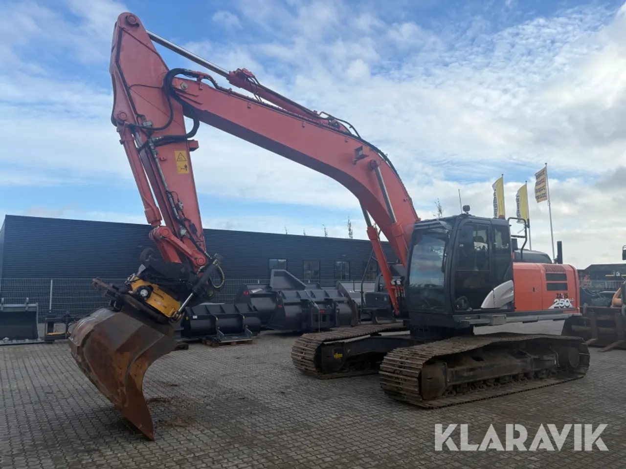 Billede 1 - Gravemaskine Hitachi ZX250LC-6 + Engcon, GPS & skovl