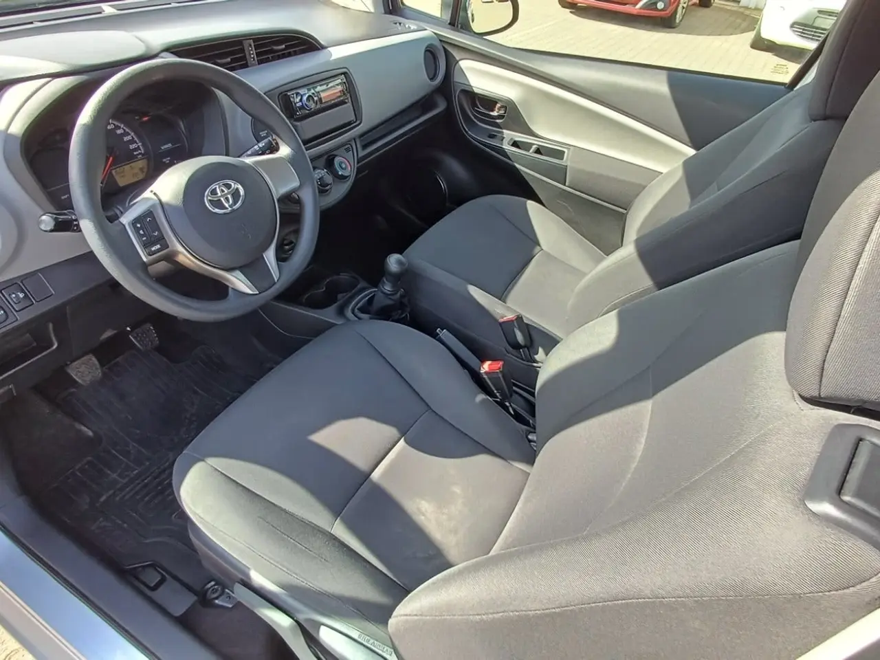 Billede 9 - Toyota Yaris 1,0 VVT-i T1