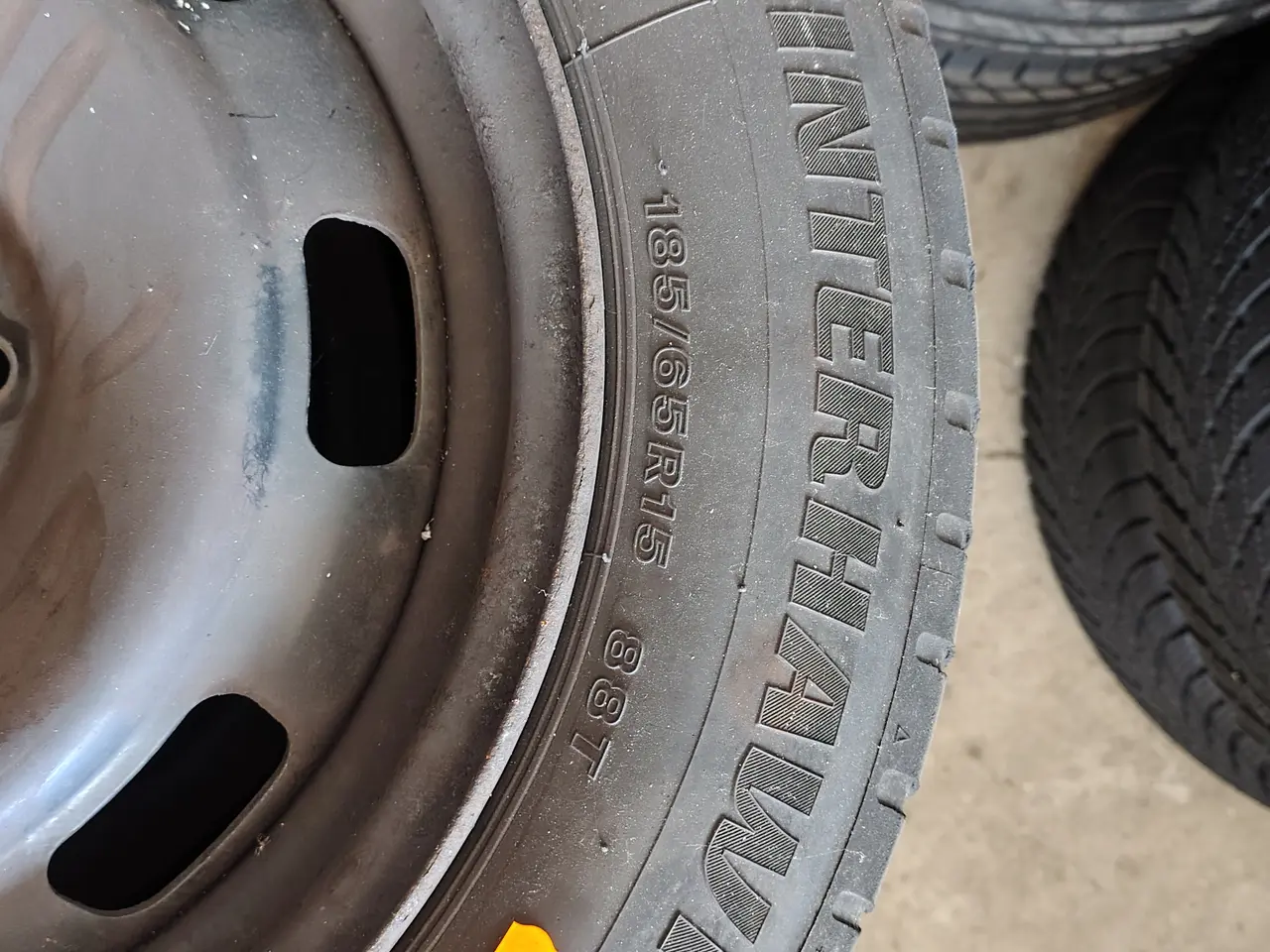 Billede 5 - Fire stålfælge med dæk  FIRESTONE  185/65 R 15