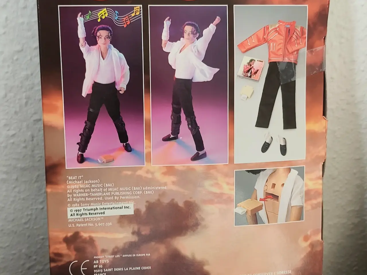 Billede 2 - Michael Jackson "barbiedukker" tøj