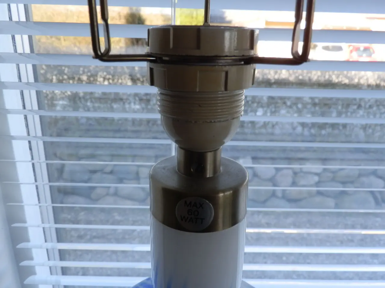 Billede 6 - Stor hvid/blå Royal Copenhagen bordlampe