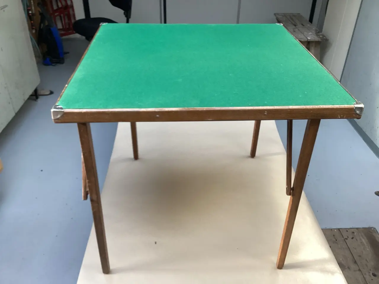Billede 1 - Sammen klappelig spille bord med filt bordplade