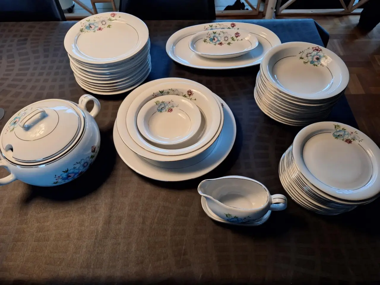 Billede 1 - 12 personer Porcelæn stel