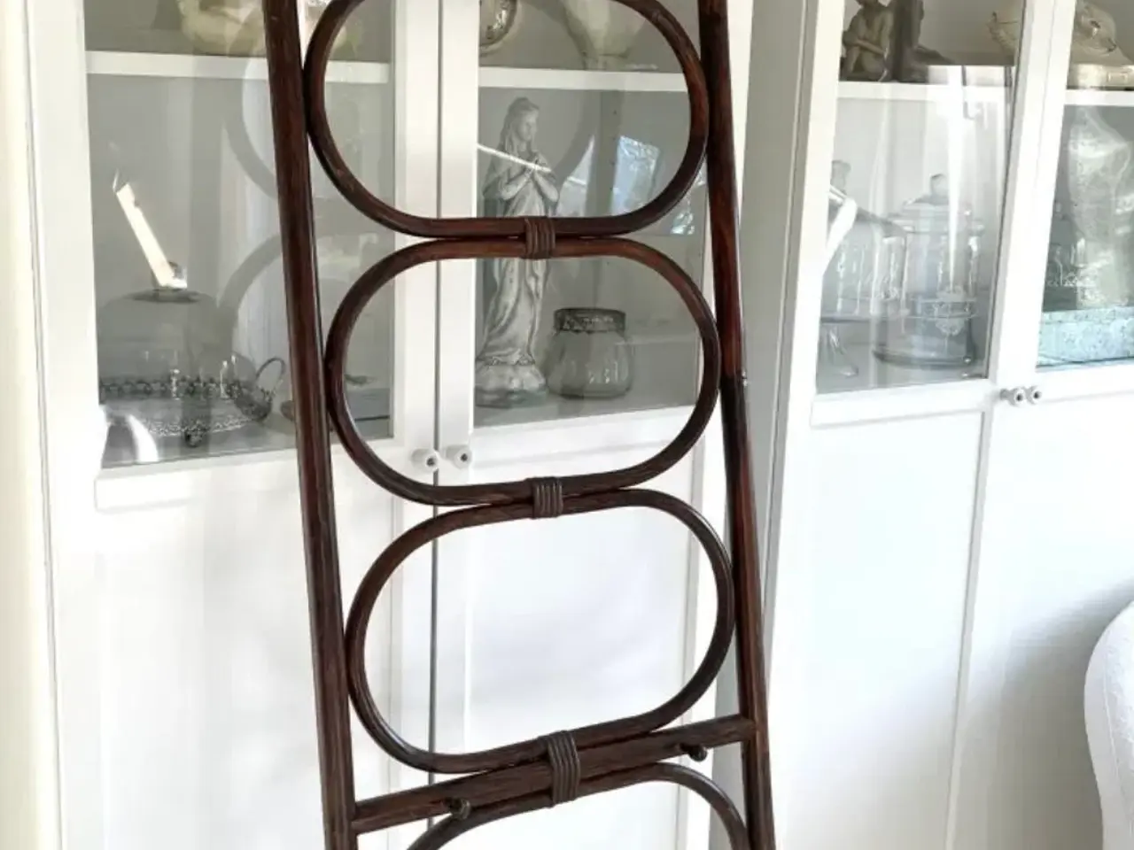 Billede 4 - Vintage garderobe stativ i bambus ( knagerække)